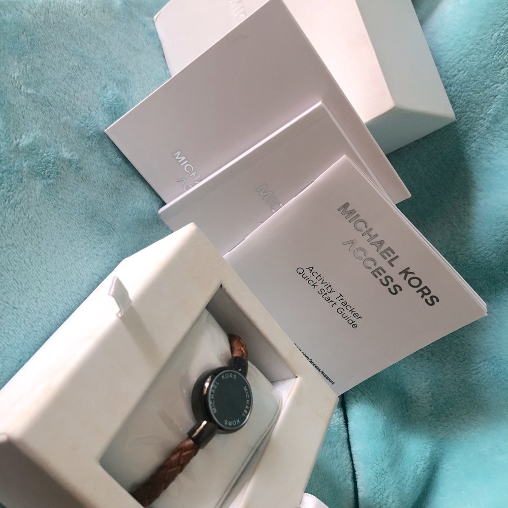 Michael Kors fitness/activity tracker